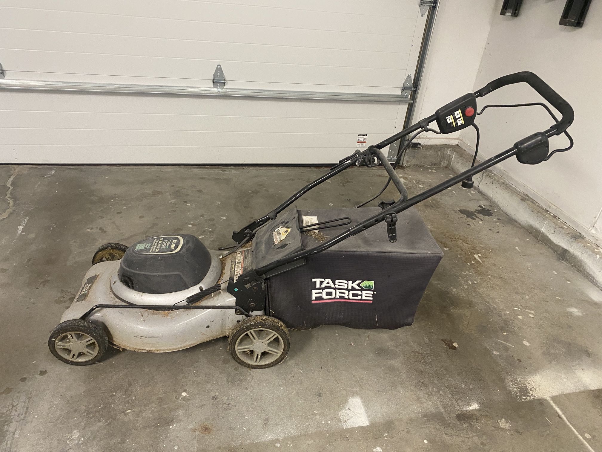 Electric Lawnmower
