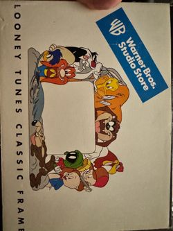 Looney tunes classic frame