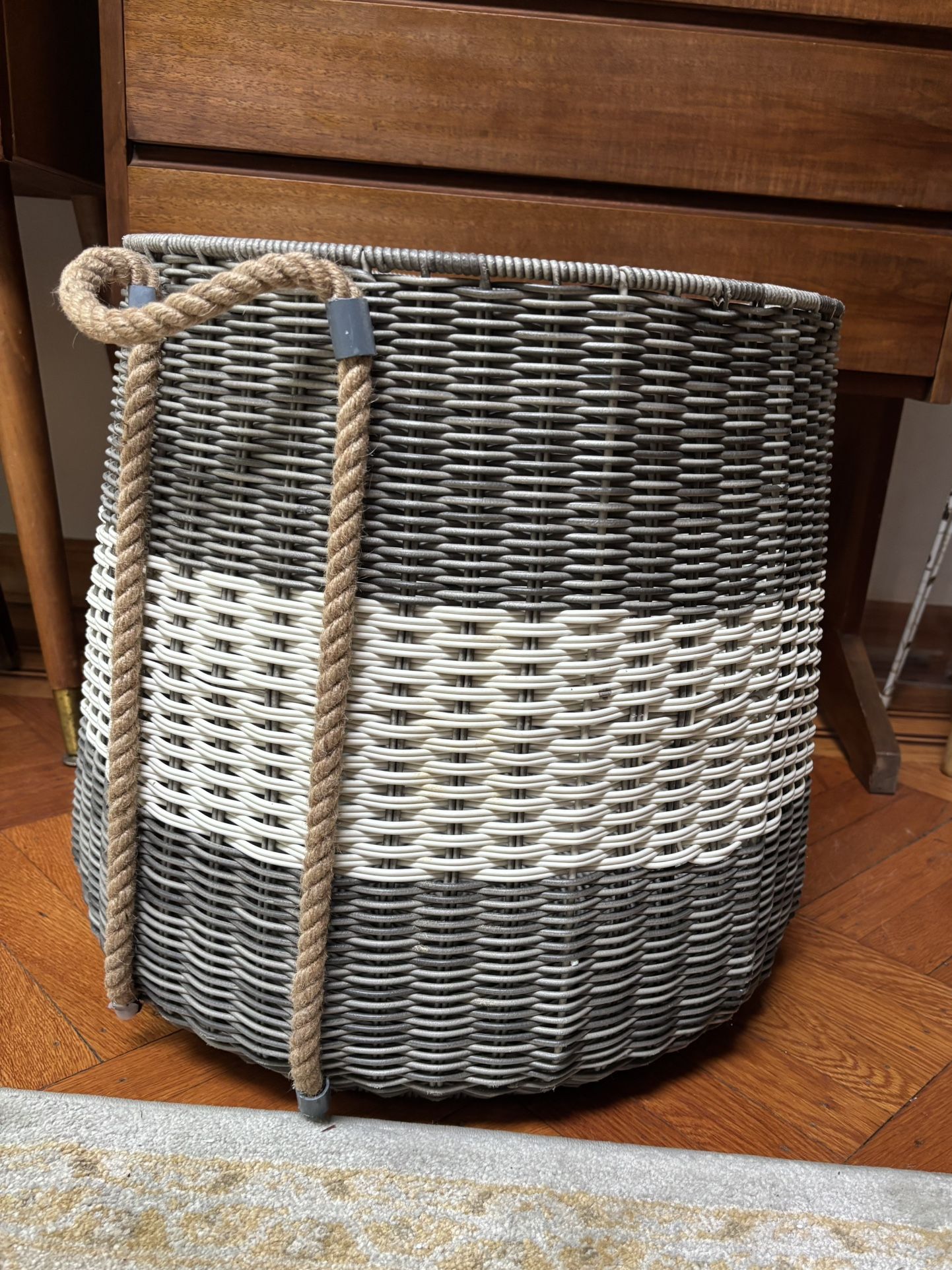 Large Basket 