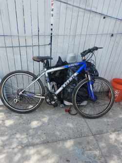 820 Trek 26in Bike