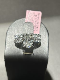 Lab Grown Diamond Wedding Set VS Clarity H Color , Round Brilliant Cut Diamond , 14k White Gold 