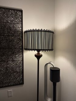 Floor lamp