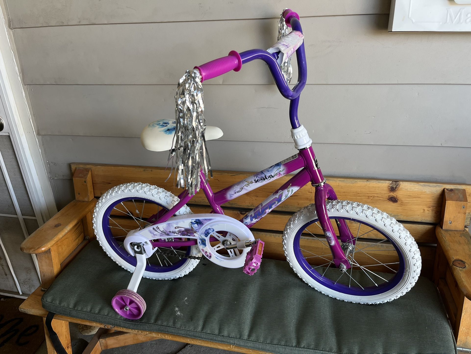 16” Sea Star Girls Bicycle w/training wheels 