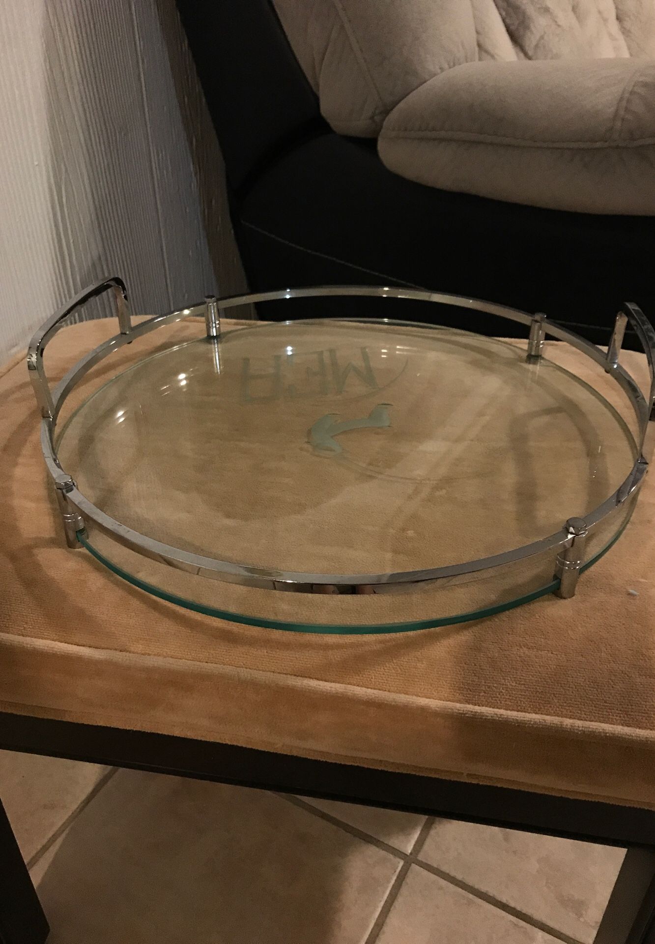 Glass tray