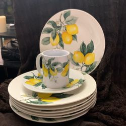 Ten Piece Dinner Set