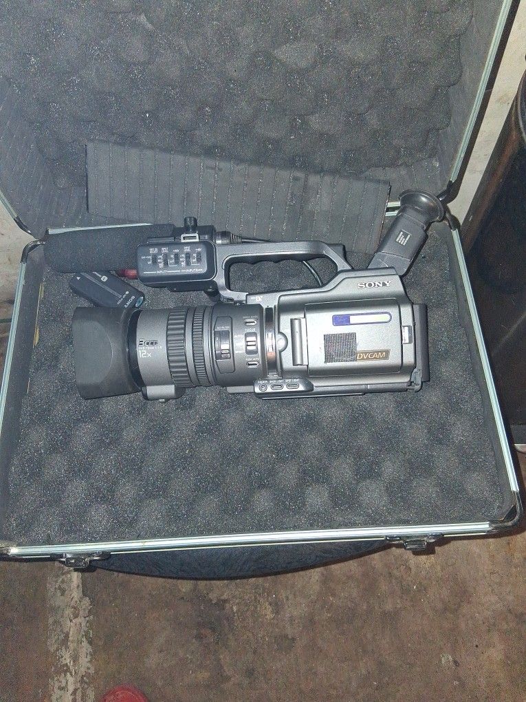 Sony DVCam DSR-PD170P DVCAM 3CCD