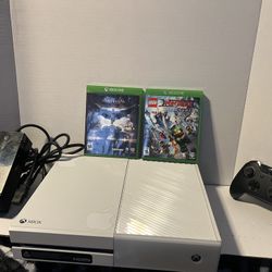 Xbox One With Two Games And One Controller