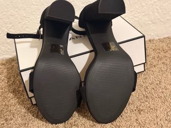 New Black Heels Size 6