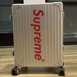 Tomas Maier Supreme Multiwheel Luggage Bag