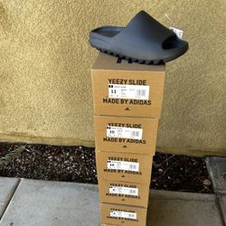 yeezy slides 