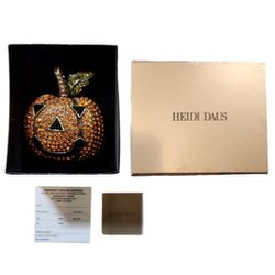 Heidi Daus Smashin Pumpkin Pave Crystal  Pin Brooch Orange Green 3" x 2.5"