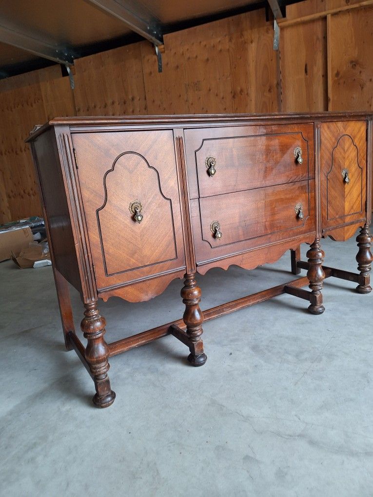 Antique Buffet $260 FIRM Real Wood 🪵