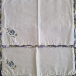 Vintage Cir 30's/40's Embroidered/Crocheted Rectangle Placemats 19L x 13.5W