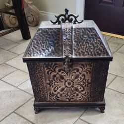 Tuscan Style Metal Box