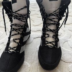Boxing Shoes Youth Size 5 1/2