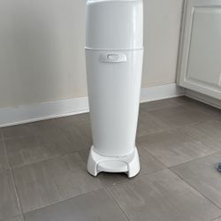 Baby Diaper Genie Complete 