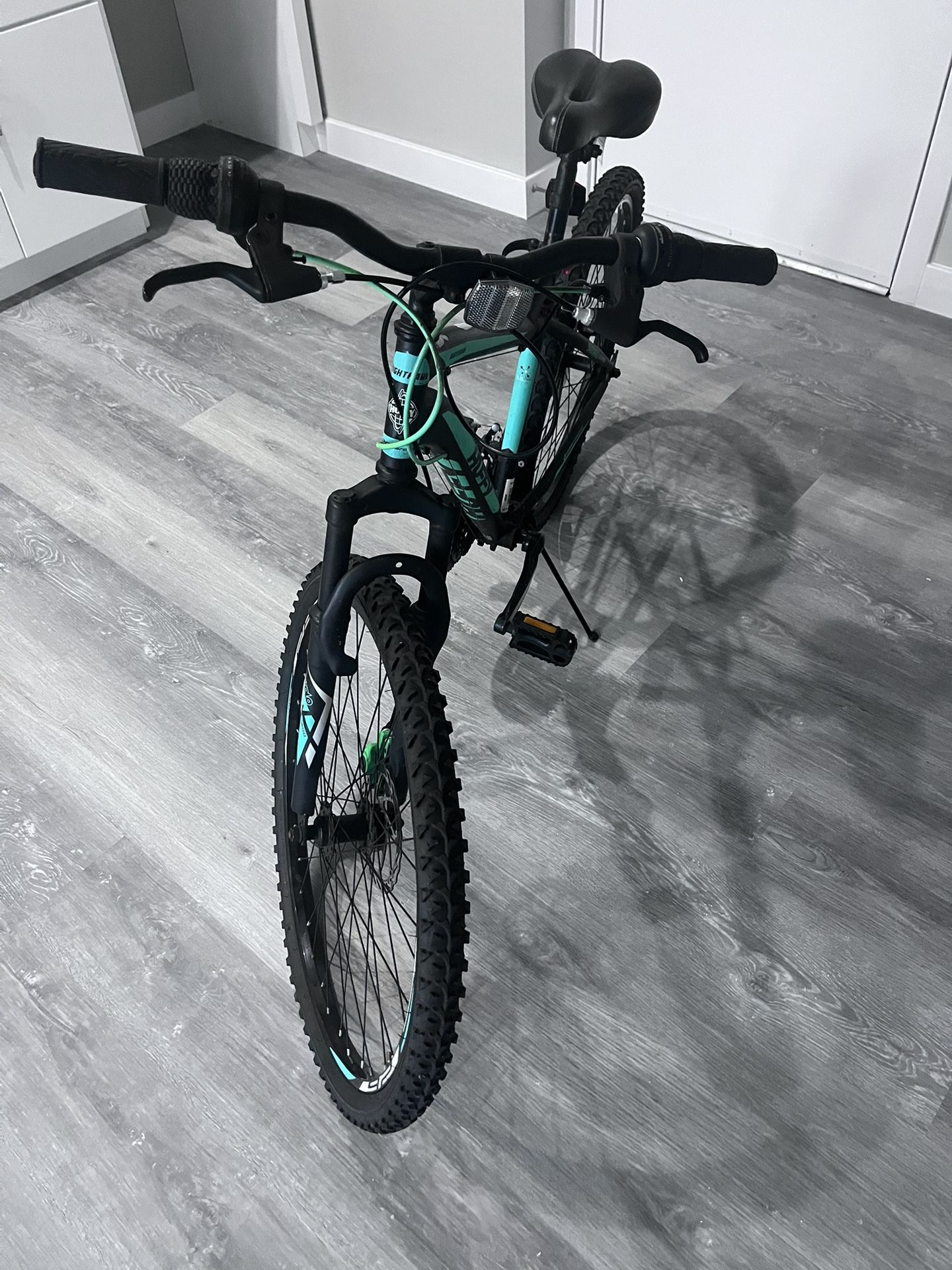 Huffy Trail Runner Mountain Bike – Teal/Black – Great Condition