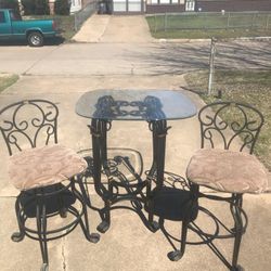 Glass Top Table Swivel Bar Stools
