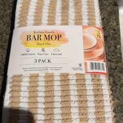 brand New Beautiful Pack Of Three Kitchen Towels