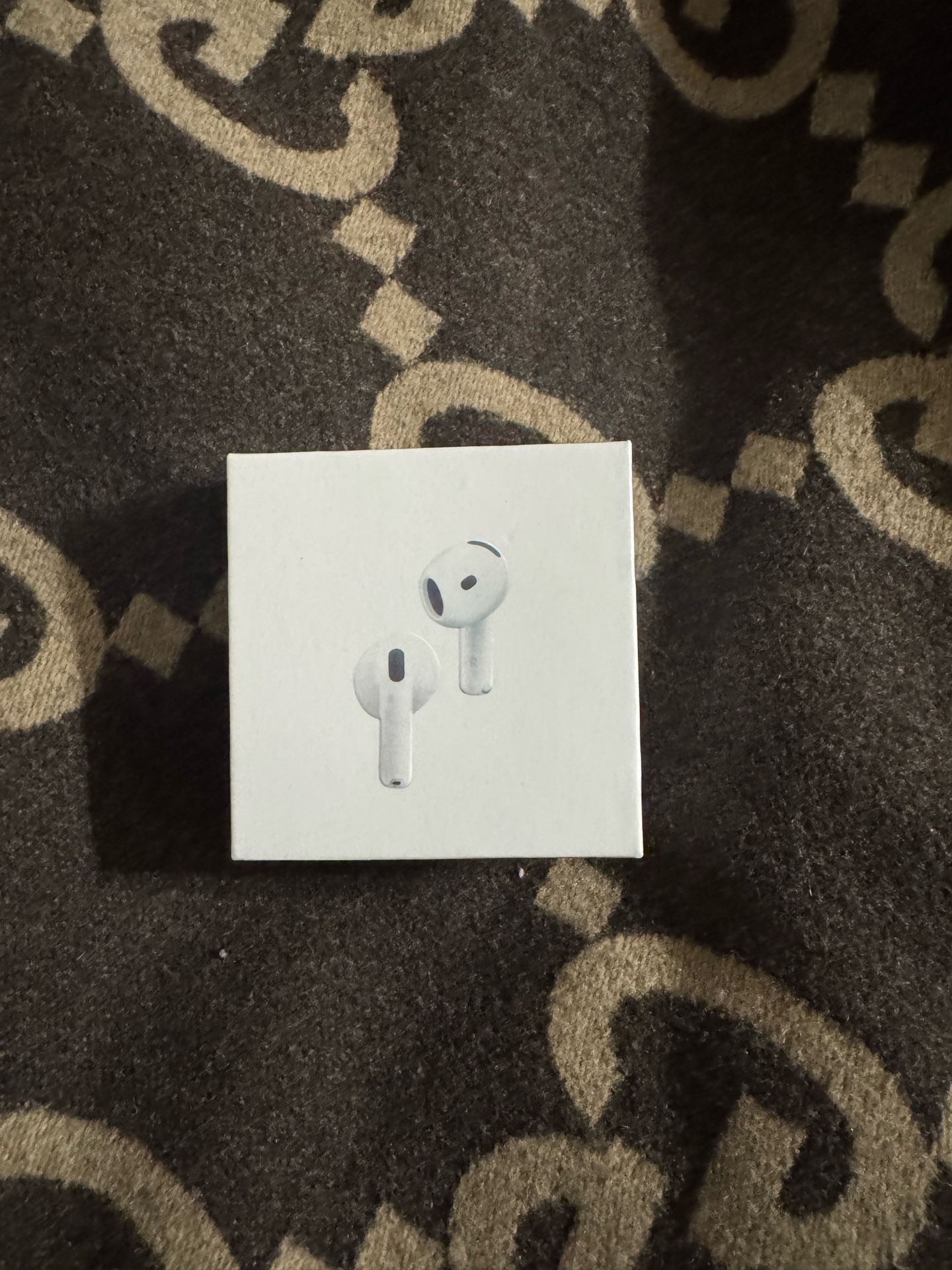 Airpod 4s with Noise cancellation