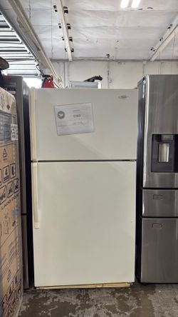 Whirlpool top freezer refrigerator