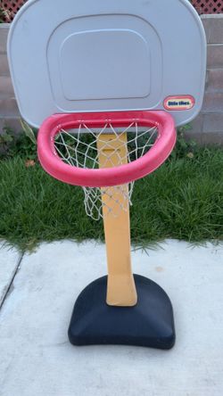 Toddler basketball court