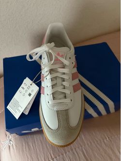 Samba/ pink and white