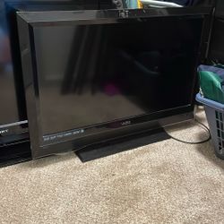 40 Inch Vizio TV