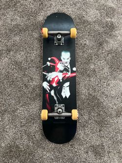 Almost DC Harley Quinn And Joker Complete Skateboard Deck 7.75 Rare