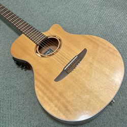 Yamaha NTX700 – Nylon String Acoustic-Electric