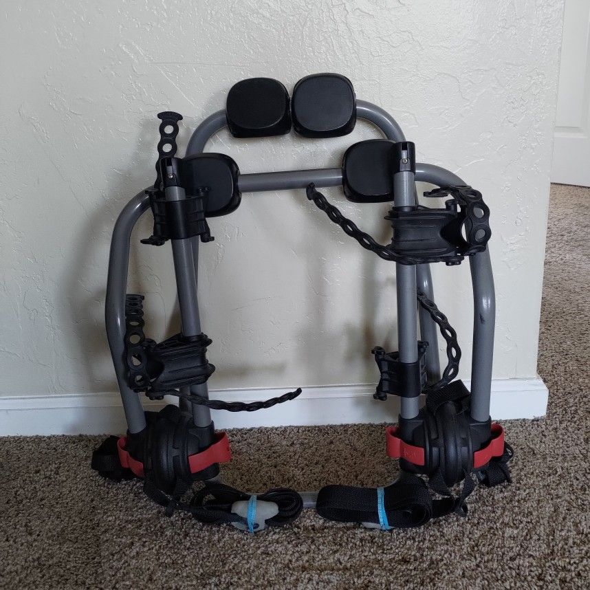Yakima King Joe 2-bike rack for hatchback