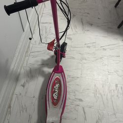 Eléctric Razor Need Battery 