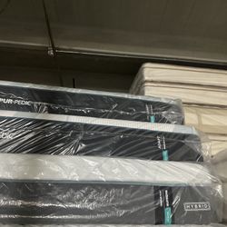 King Queen Size Tempurpedic ProAdapt,  ProBreeze,  LuxeBreeze Mattress  Pro Breeze /Luxe Adapt /Pro Adapt /Adapt /cloud /Tempur pedic contour Supreme 