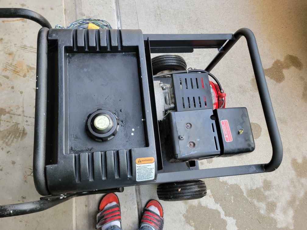 Generator North Star 8000 Ppg Honda Powered for Sale in Orland Park, IL