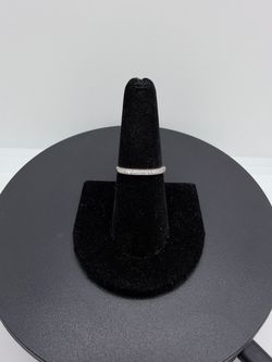 BRAND NEW 10KW .25CTW Wedding Band