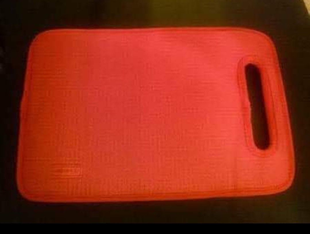 small red neoprene padded tablet cover $5 FIRM