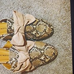 Lucky Women's Snake Print Dress Flats 