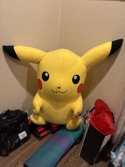32” Pikachu Plush Toy/Collectible