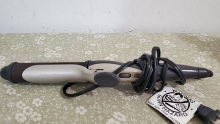 Remington curls iron