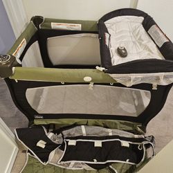 Chicco Lullaby LX/SE Bassinet/Cradle – Fully Functional, Good Condition