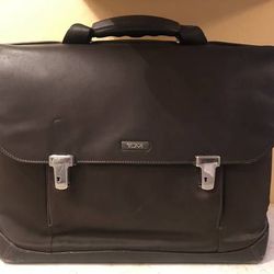 Tumi 2951CHF Formula Dark Brown Espresso Leather Laptop Bag Briefcase With Shoulder Strap