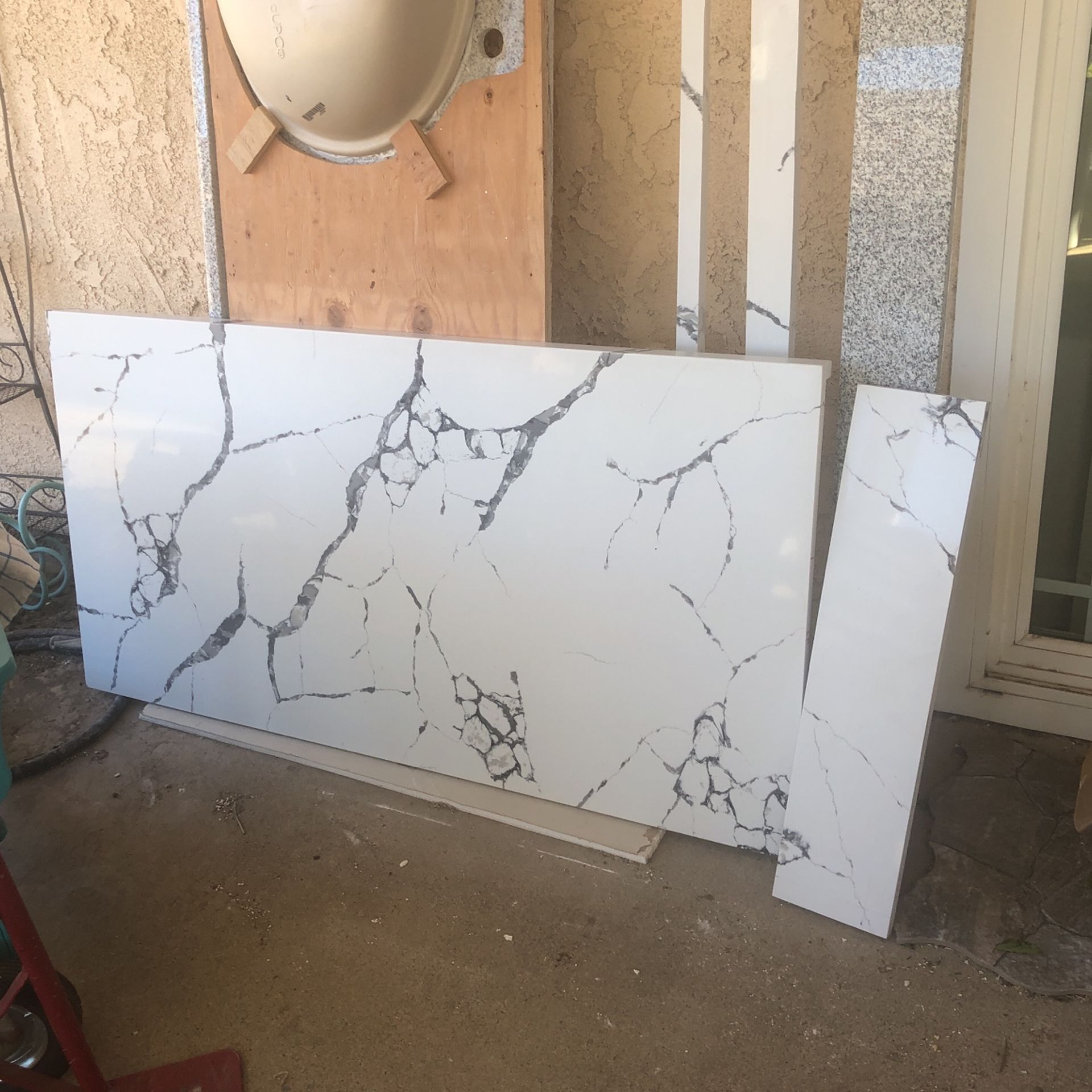 New Prefab Calacatta VEGA QUARTZ