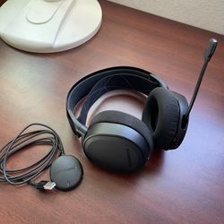 SteelSeries Arctis 7 - Lossless Wireless Gaming Headset with DTS Headphone: X v2.0 Surround - for PC and PlayStation 4 - Black