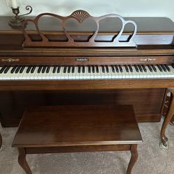 Baldwin Piano & Bench
