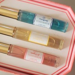 Victoria's secret gift box