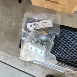 Steering Stabilizer Mounts For Tie Rod