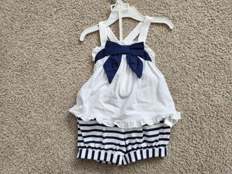 NWT 2-piece tank and shorts set 24 mo