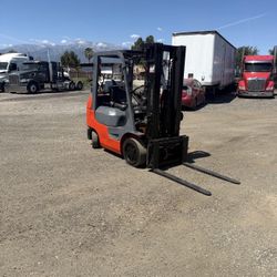Forklift