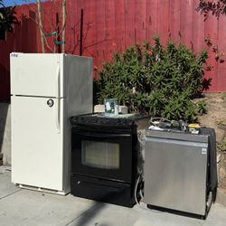 FREE APPLIANCES - PICK UP ONLY