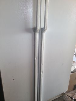 GE White Fridge